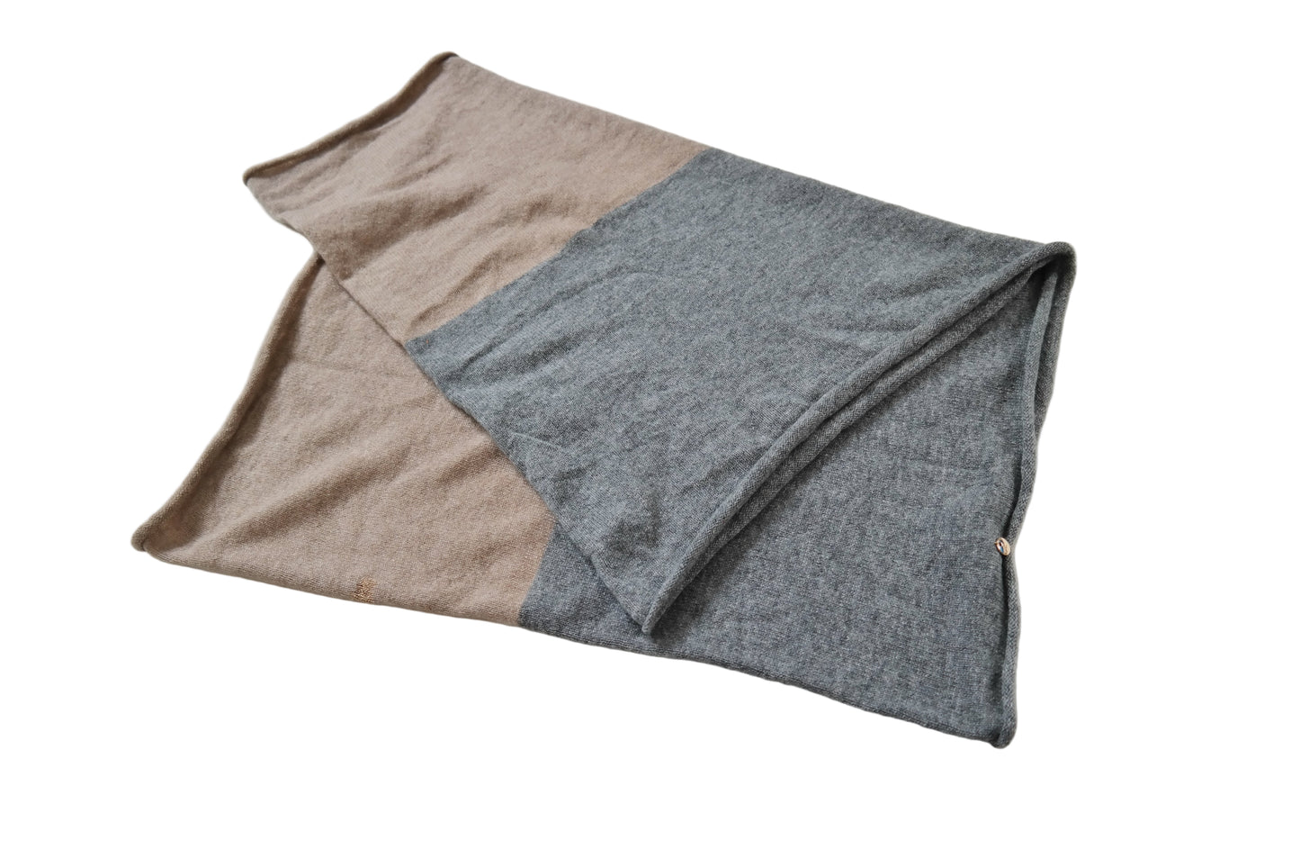 Kaschmir Schal Loop in Beige und Grau mit goldenen Reparaturen