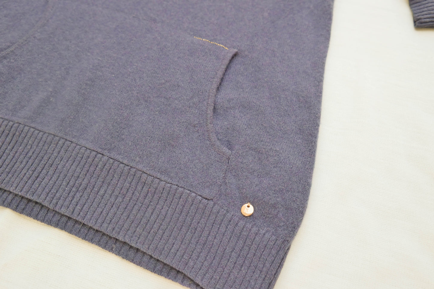 Sweater S