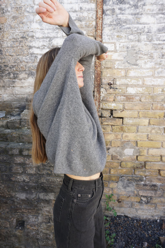 Sweater S