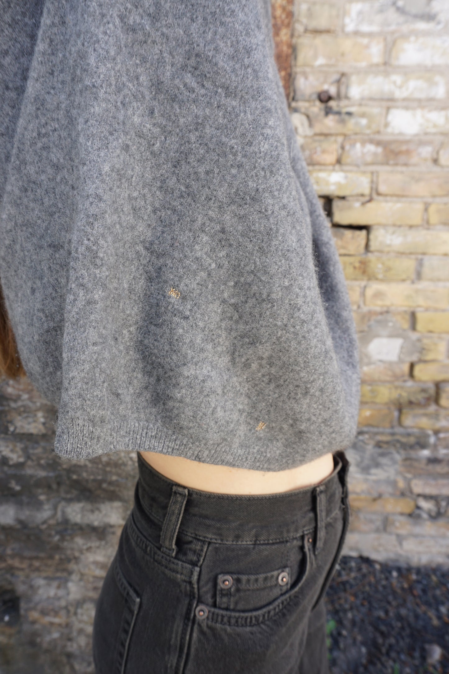 Sweater S
