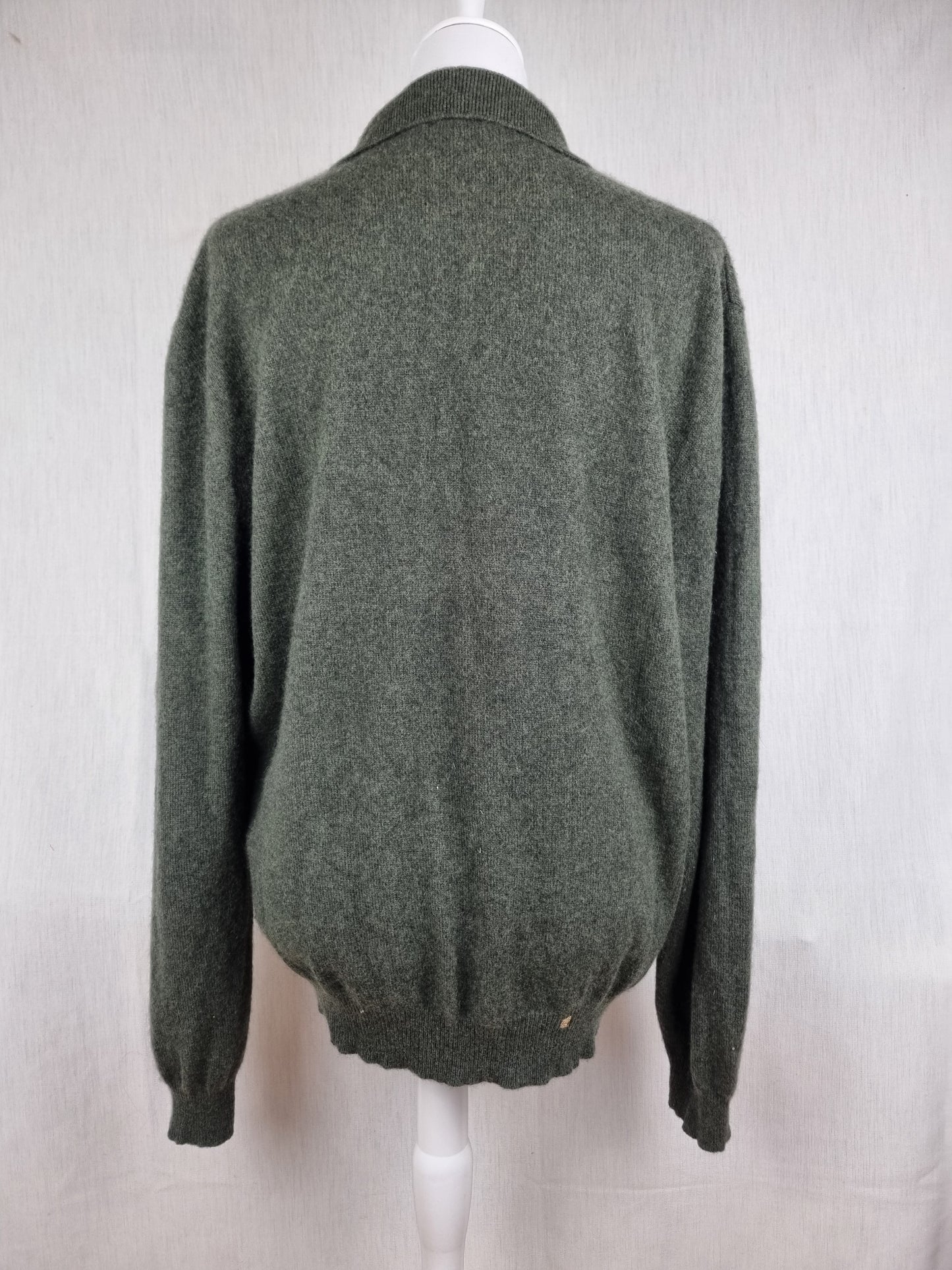 Sweater S