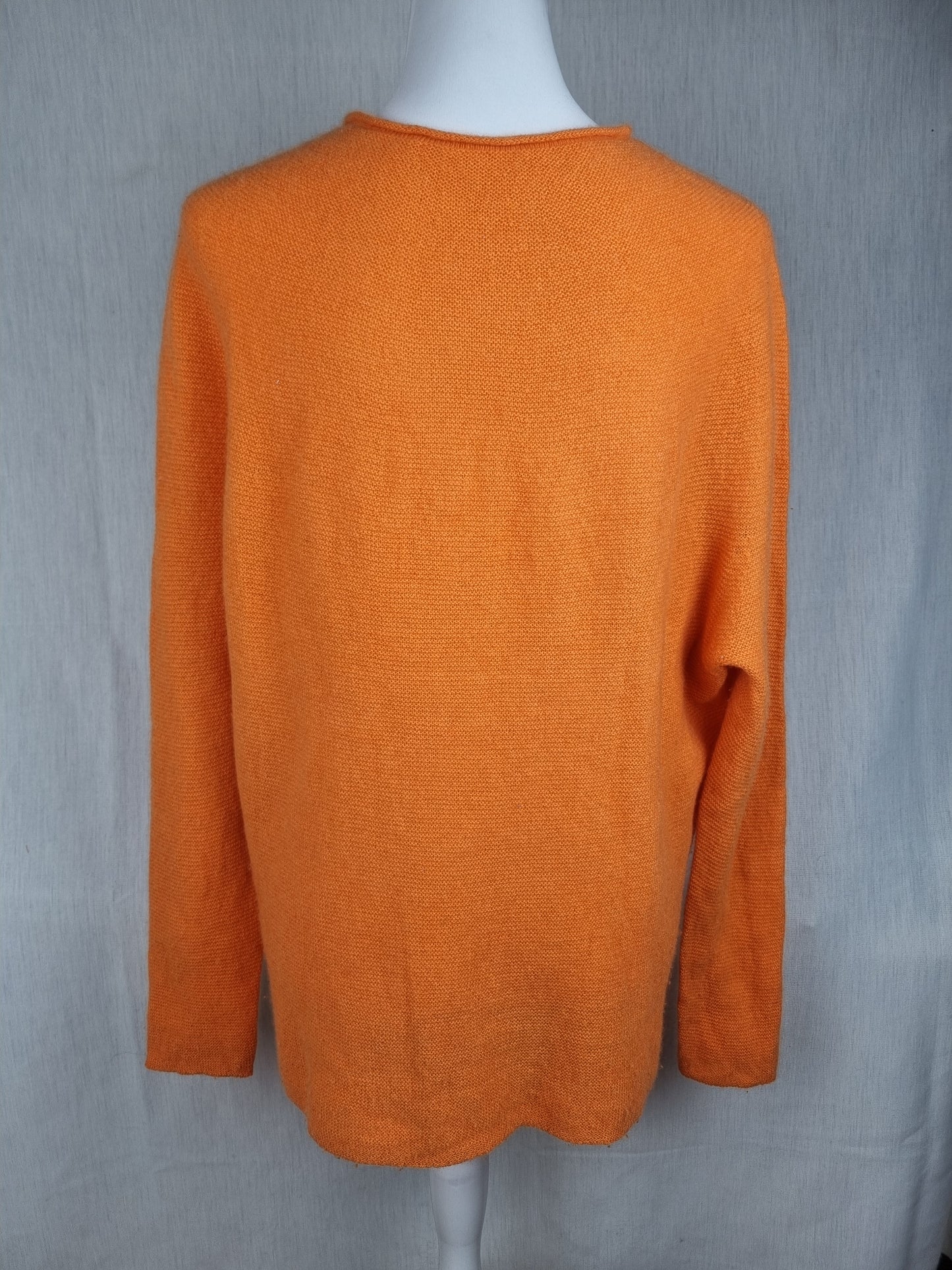 Sweater S