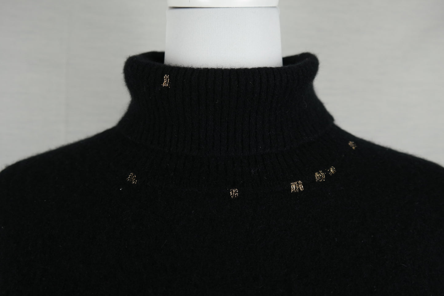Pullover in Schwarz Rollkragen L