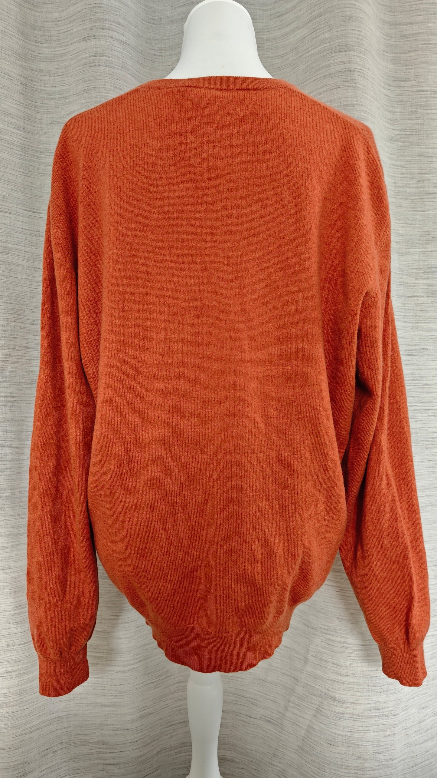 Pullover in Rost-Orange mit V-Ausschnitt XL